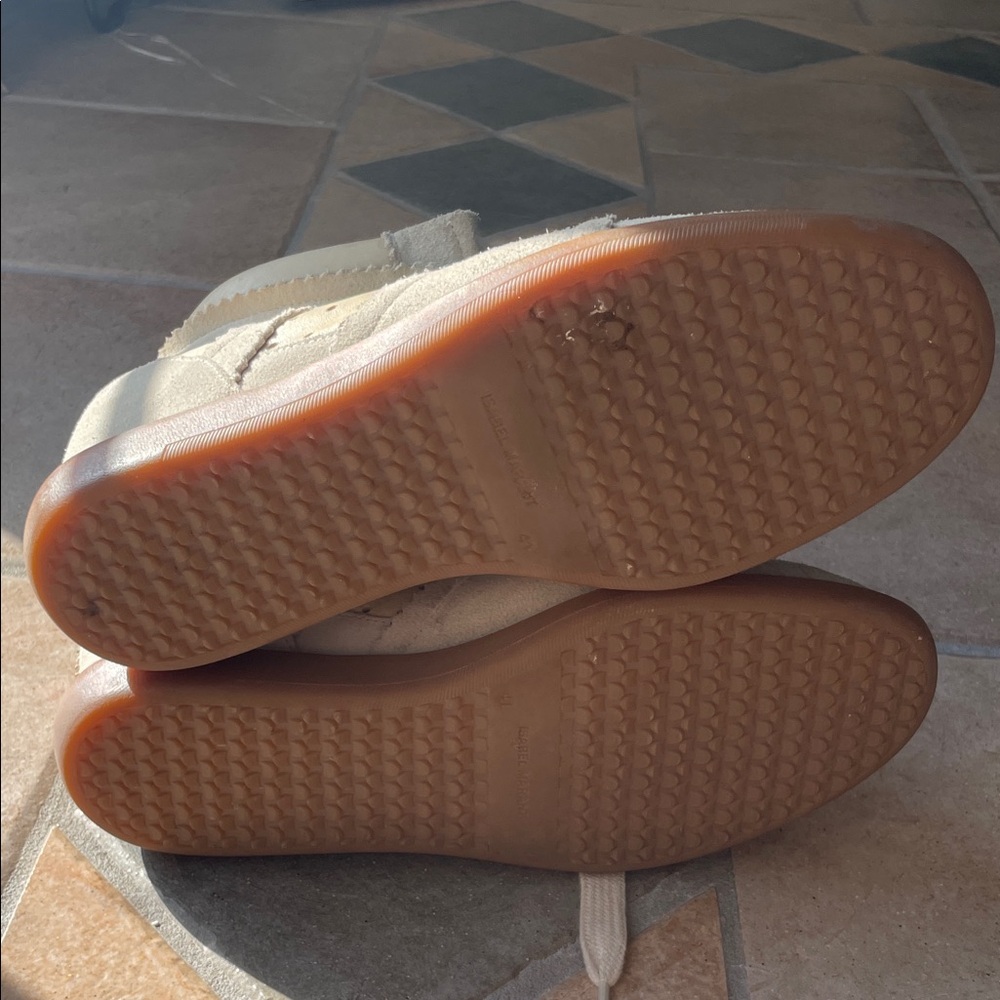 Isabel Marant Cream High-Top Sneakers - Picture 8 of 11